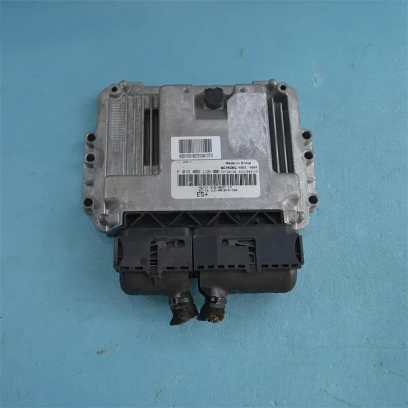 Car Engine Motor Control Module ECM ECU F01R00DLG8 Control Unit for Vehicle's Engine Management