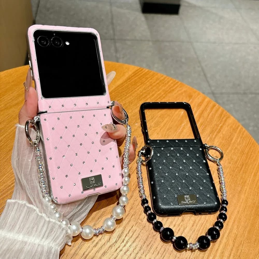 Phone Case For Motorola Moto Raz 50 60 70 Ultra Fashion Bracelet Hard Shell Axis Protection Solid Color Shockproof Back Cover