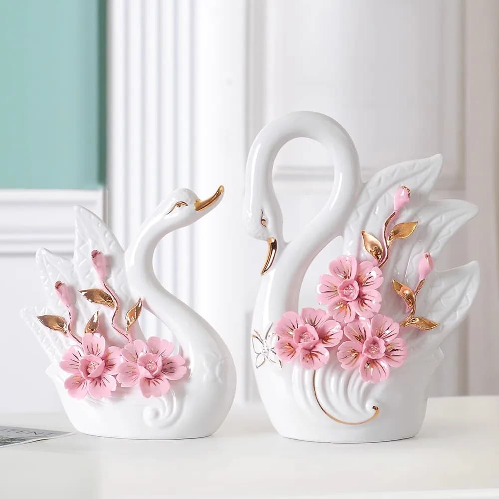 Swan decorative figurine, ceramic wedding gift, creative home decor for living room TV cabinet wine cabinet display