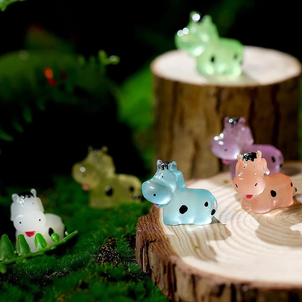 5/10pcs Glow In The Dark Mini Cow Figurines, Animals Miniature Fairy Garden Micro Landscape Ornament, DIY Craft Decoration
