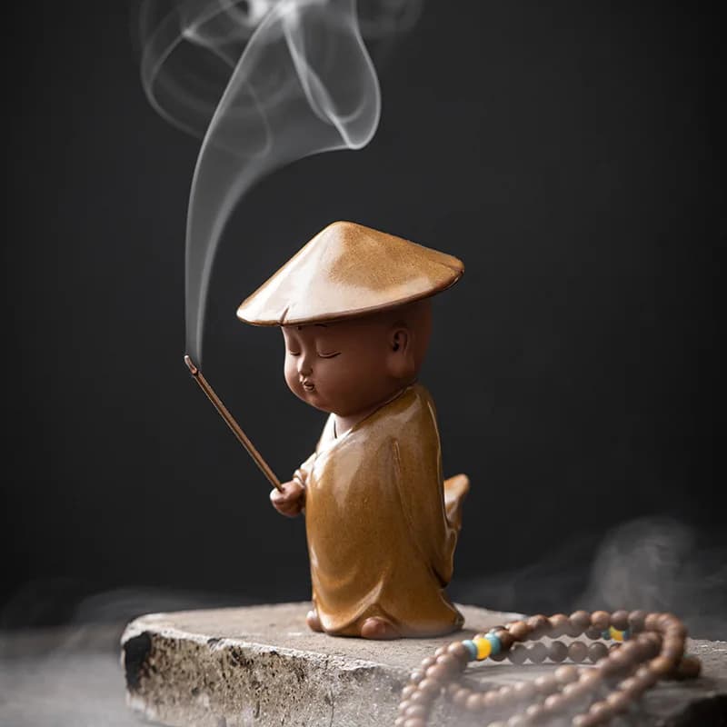 PINNY Ceramics Monk Incense Holder Statue Purple Clay Tea Ceremony Ornaments Zen Creative Stick Incense Burner
