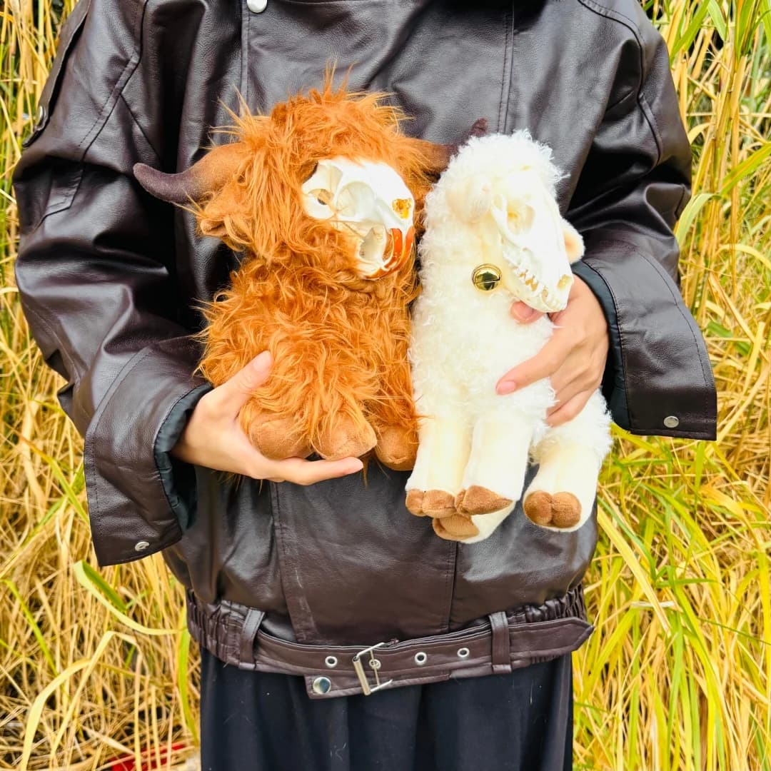 2167 Handmade Fantasy Creature Ornament Bulk Wholesale Bone Art Lamb Calf Plush Decor Whimsical Dark Style Desktop Display Art