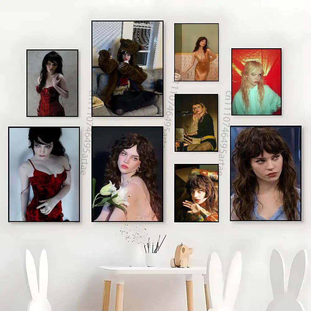 Sophie Thatcher Artists Canvas Painting for Living Room Home Decor Poster Fans Gifts-unframed