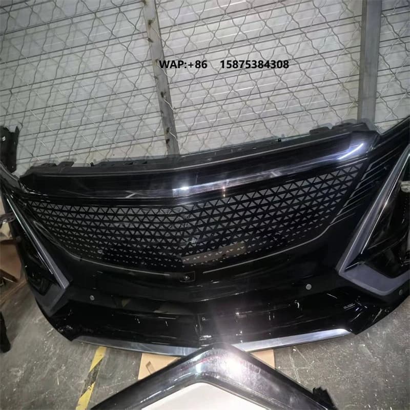 Auto Parts Body Front Bumper  Kit sport version  for Ly-riq C-adillac