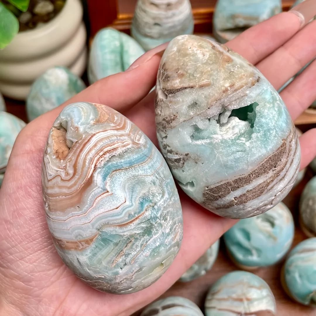 1PC Turquoise Blue & White Marbled Hemimorphite - Natural Stone Crystal Decor , Mineral Specimen for Home/Office Decor