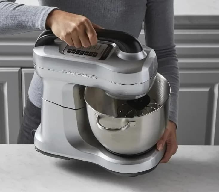 L # Stand Mixer With 4 Quart Stainless Steel Bowl, 7 Speeds, 300-Watt Motor, Silver