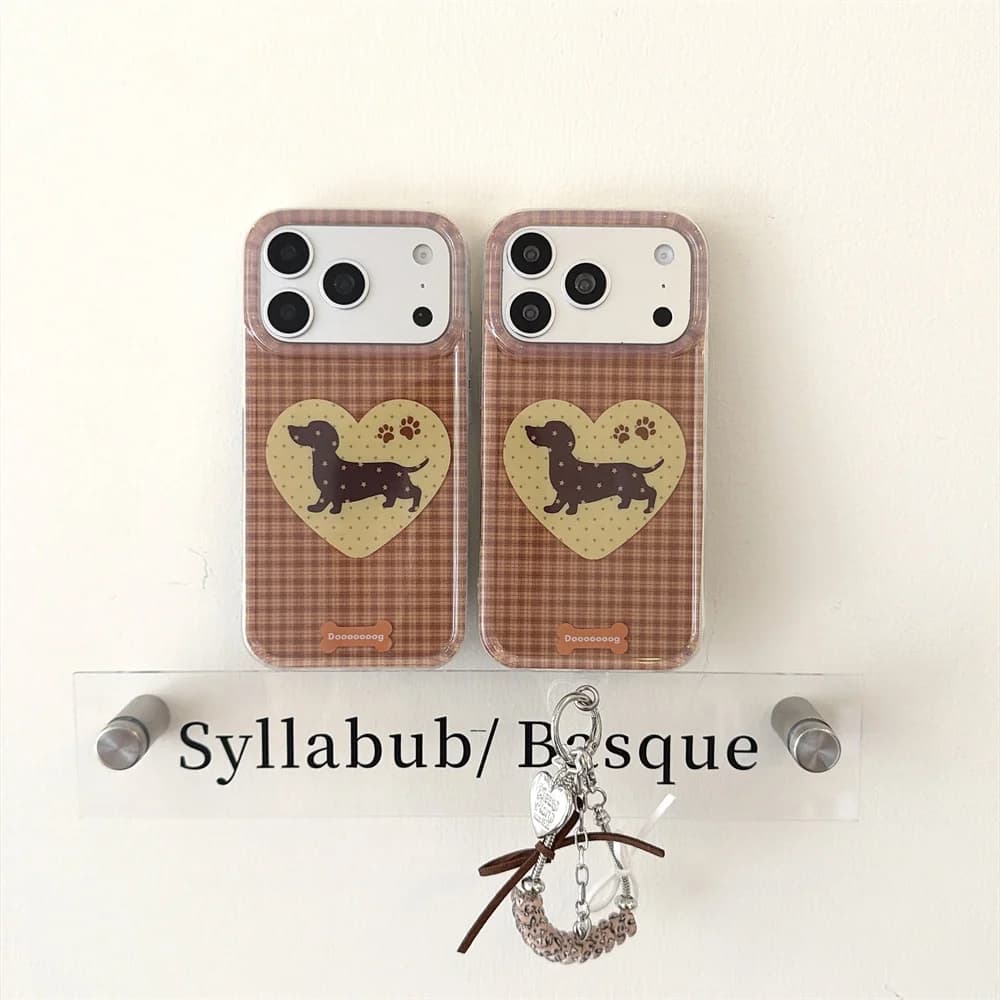 Kawaii Dachshund Heart Phone Case For iPhone 18 Pro Max 18 Pro 17 16 15 Brown Gingham Plaid With Beaded Charm Soft TPU Cover