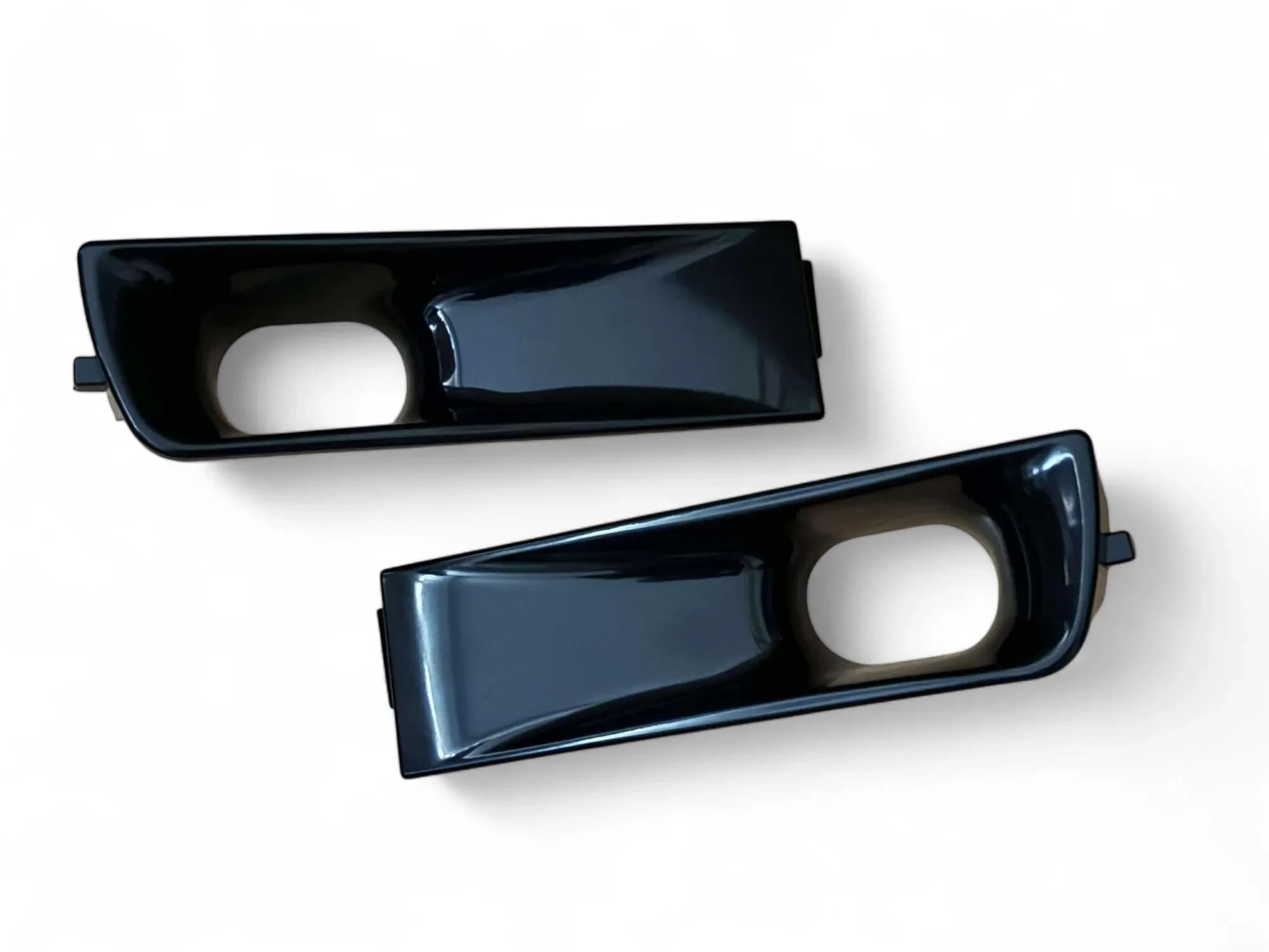 Premium Grade A pair of Super durable Front Upper Bumper Air Intake Vents Ducts MADE For VW MK3 Golf Vento Jetta GTI VR6