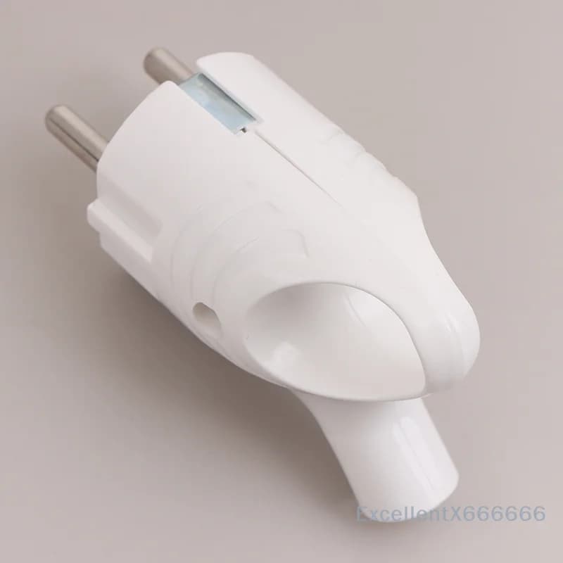 16A Portable European Plug Socket Switch 2P+E Schuko Earthing Industrial EU Plug Electrical Socket