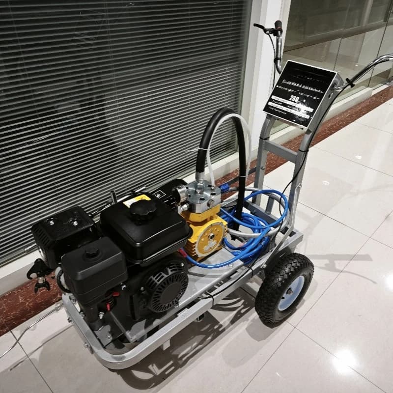 Single-line sprayer, football field road line marking machine New with reliable pump and engine