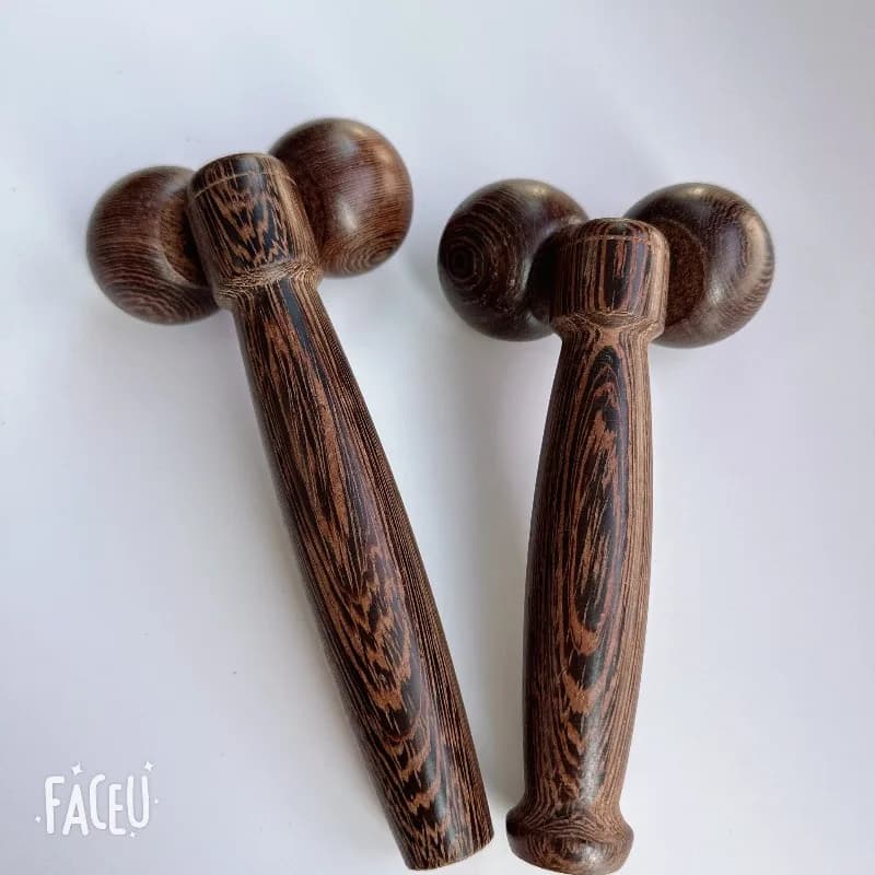 Manufacturers Supply Small Portable Wooden Crafts Wenge Full Body Rolling Crafts