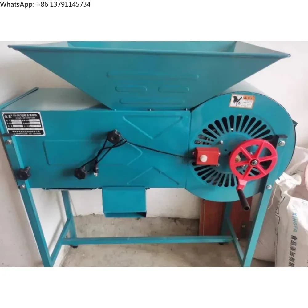 Agricultural cleaning and screening winnowing machine