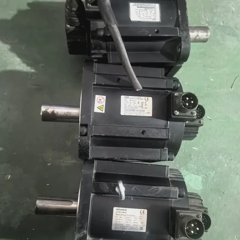 ISMH3-44C15CD-A331Z ISMH3 Series 4.4KW 1500rpm IP65 Incremental Encoder AC Servo Motor Compatible With PLC Automation Equipment