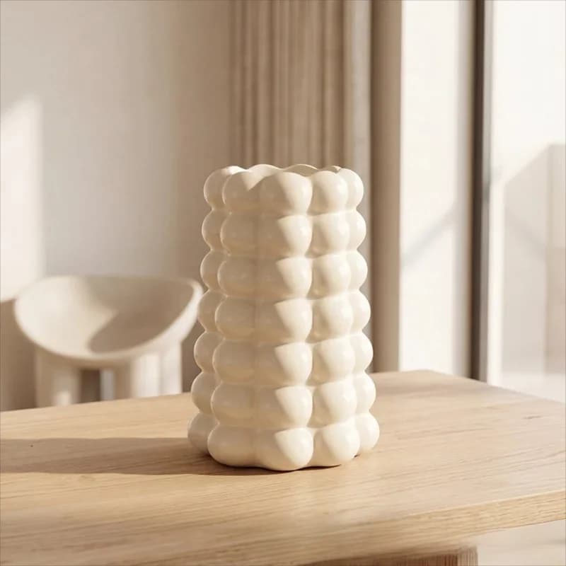 Creative cream-style ceramic vase decor for living room, suitable for hydroponics, dried flowers, fresh flowers, and high-end va