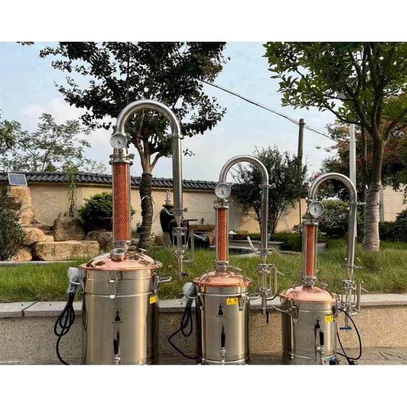 Small Scale Hydrosol Machine Essential Oil Distiller 20L 30L 65L Brandy Distillation Purifier for Aromatherapy And Perfumery