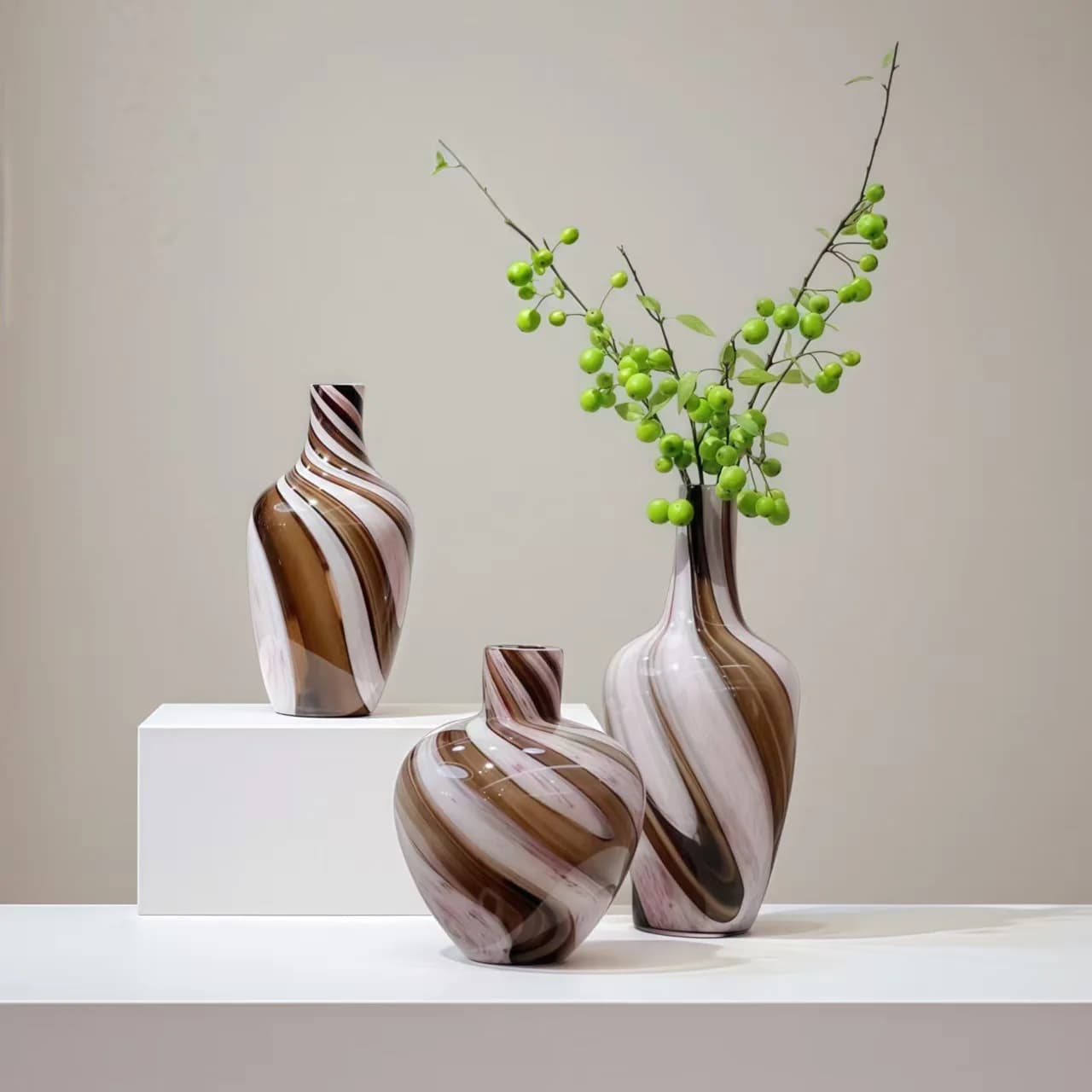 Manufacturer wholesale creative new glass vase ornament sample room decoration