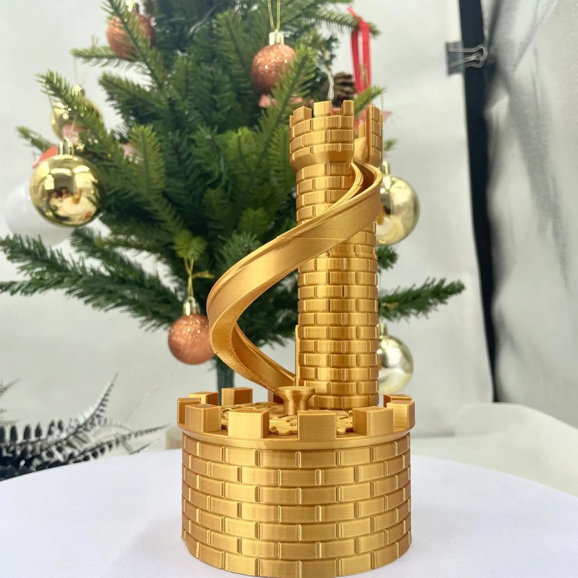 Decor PLA Castle Slide Coin Storage Container Savings Tank Large Capacity Castle Tower Piggy Bank Model Ornaments