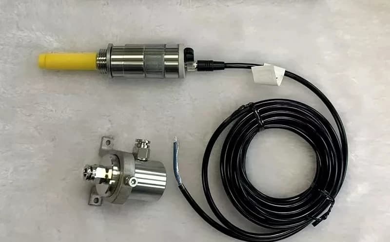DMT143 Dew Point Sensor: DMT142 Upgraded Dew Point Meter DMT143L Dew Point Meter