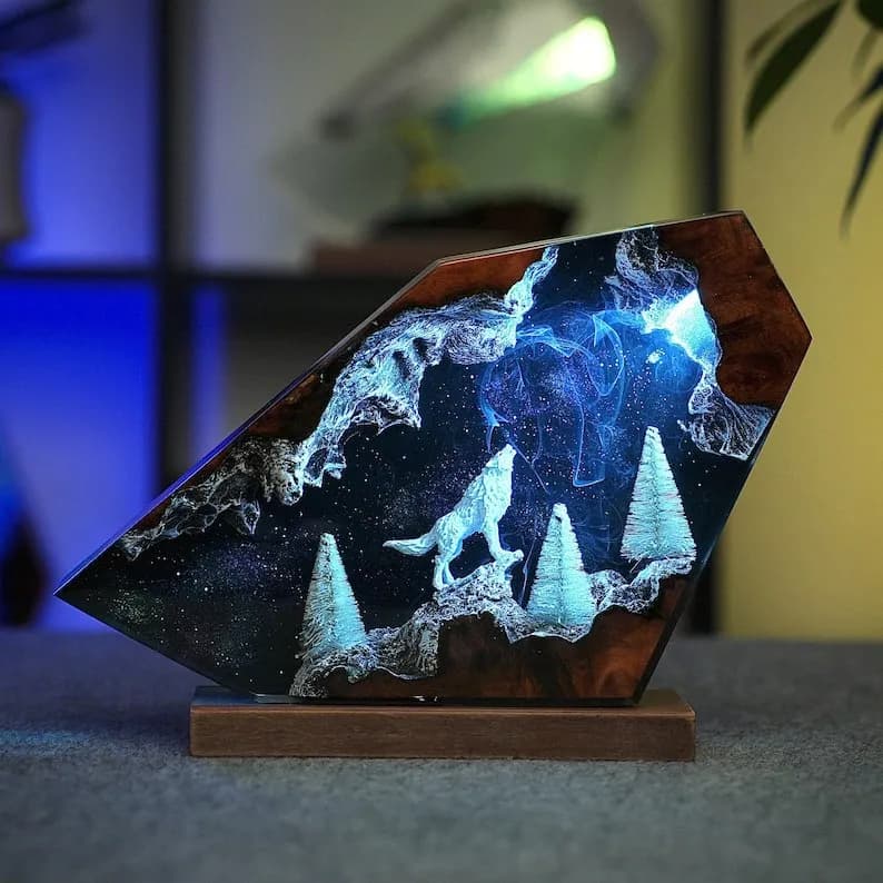 Arctic Wolf Galaxy Handmade Resin Luminous Ornament Wildlife Home Art Decoration Crafts