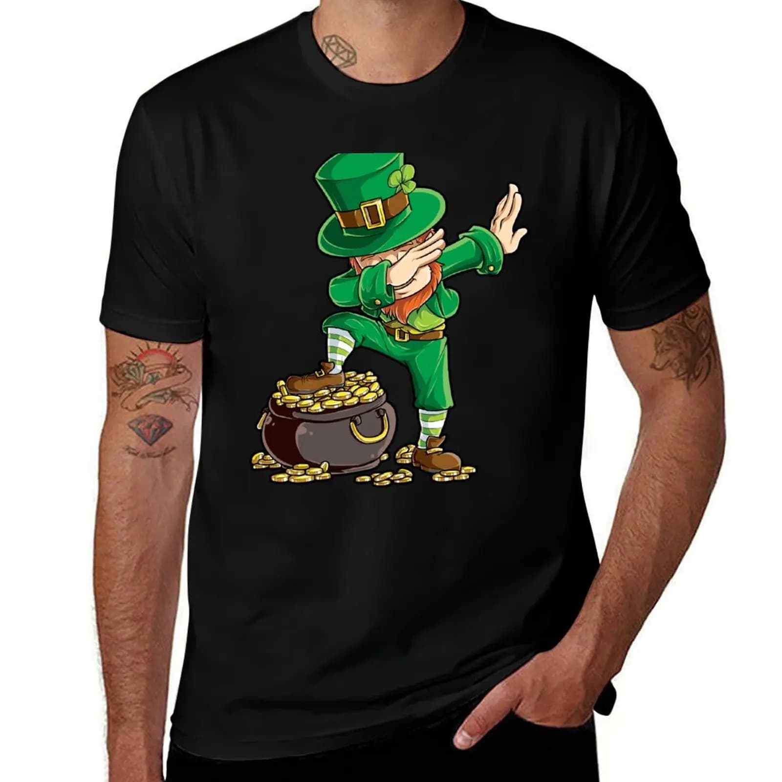 Dabbing Leprechaun T-Shirt Halloween Casual T-Shirt