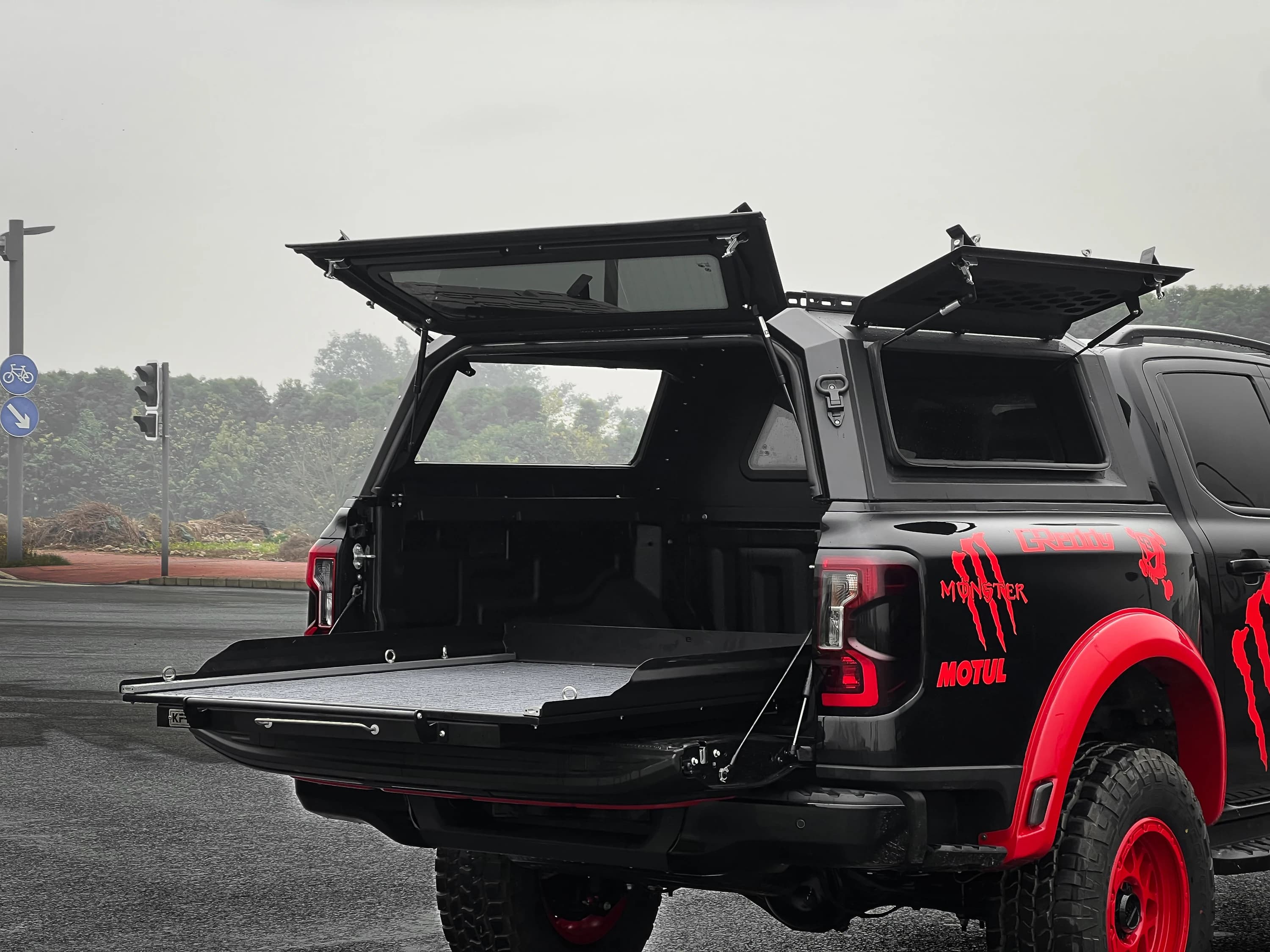 Best 4X4 Steel Lightweight Pickup Hard Top With Windows Canopy Bed Tonneau Cover Truck Cap Topper for Ranger T9