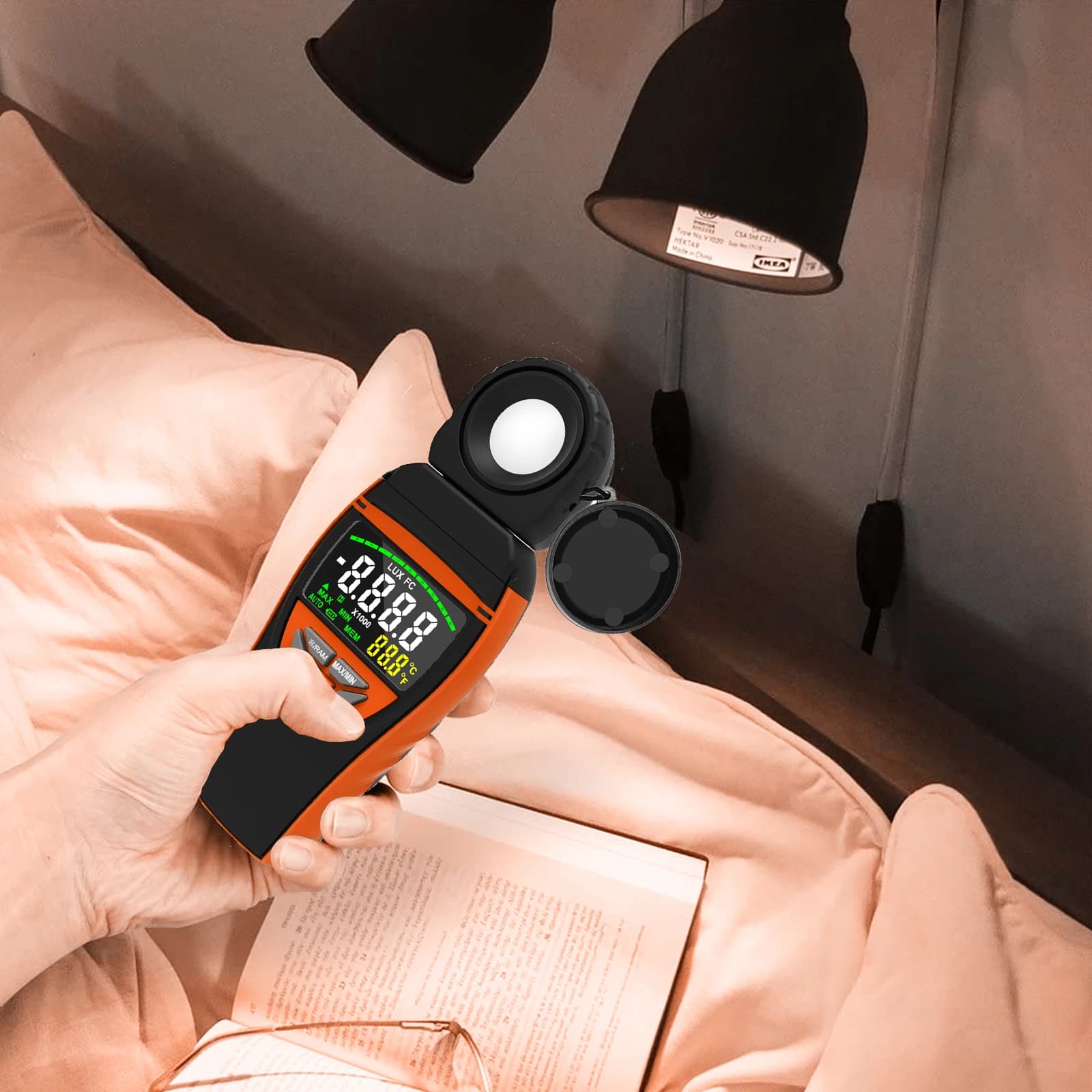 8801A LCD Digital Lux Meter 0.1-400000Lux/Fc Rotatable Photodetector Temperature Tester for Hospital Factory Lighting Inspection