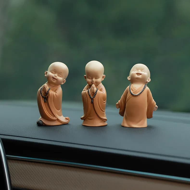 Cz zen novice little monk car ornament healing office ornament home living room decoration