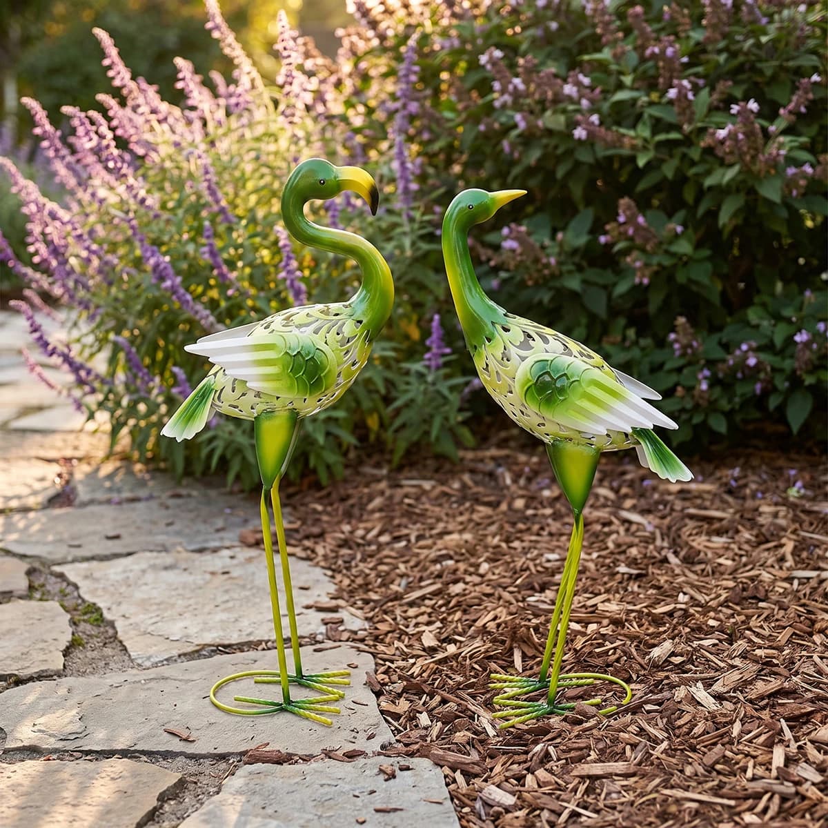 GEEYANG Large Metal Flamingo Garden Statue, Indoor Outdoor Yard Patio Lawn Decor, Mother's Day Wedding Housewarming Gift