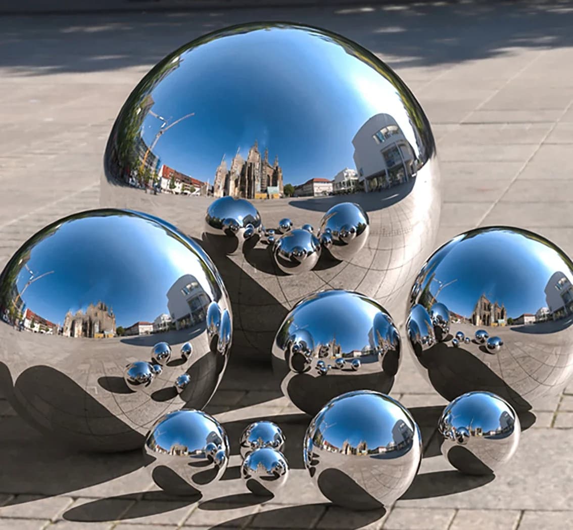 1Pcs 304 Stainless Steel Ball Thick 0.6mm Mirror Hollow Ball Diameter 16/19/25/32~300mm For Home Garden Mall Street Decoration