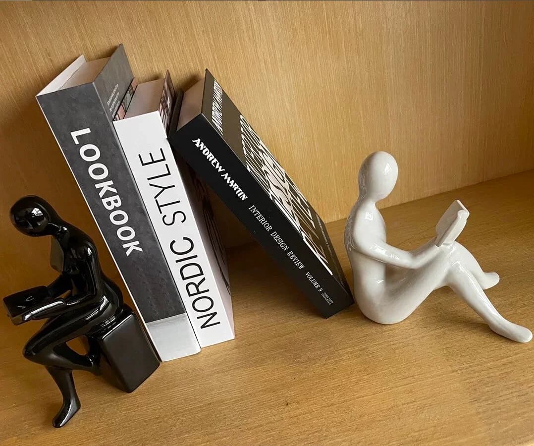 2PCS Ceramic Material Statue of a Person Reading a Book Home TV Wine Cabinet Office Decorations Living Room Decoration
