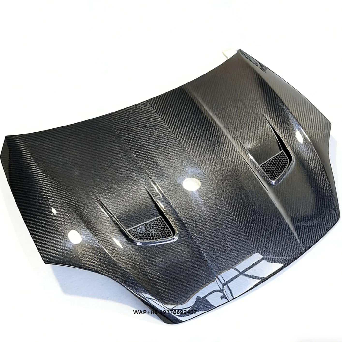 OEM Custom 3D Drawing Luxury Carbon Fiber Hood - Gloss 3K Twill,  Custom Fit for Premium Automotive Exterior Enhancement