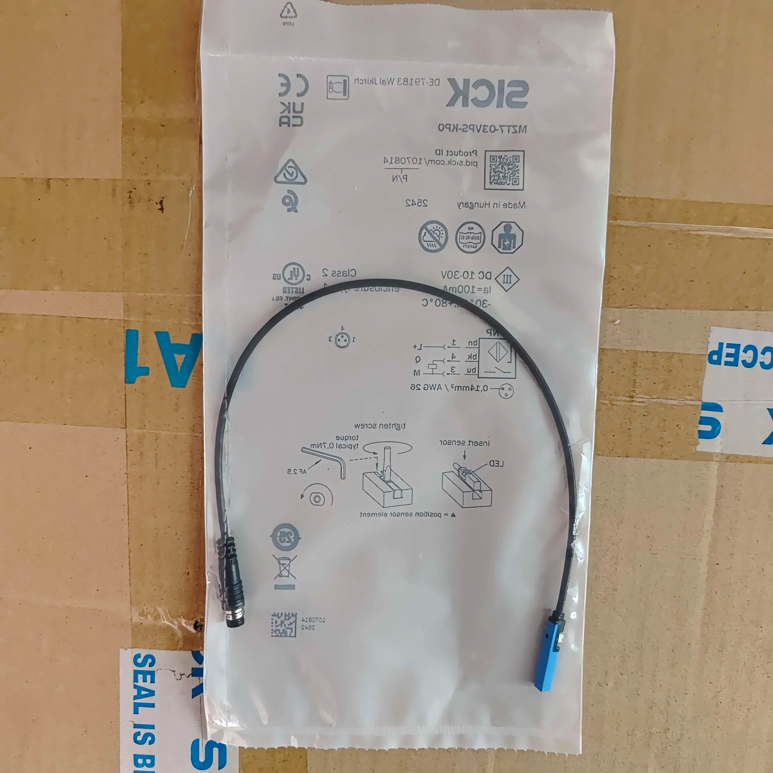 1PCS High quality sensor MZT7-03VPS-KP0 1070814 MZT7-03VNS-KW0 MZT7-03VPS-KU0