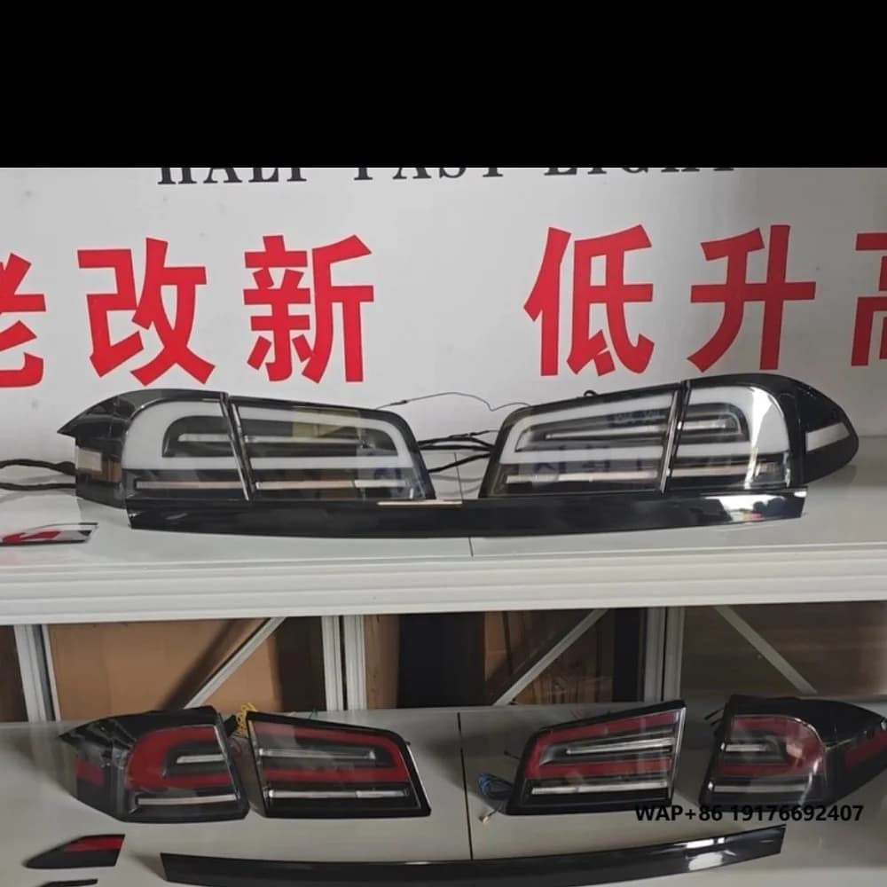 ForTesla Model S Tail Light Assembly Blackening or Red Color Can Be Used for the Upgrade and Modification of Model S