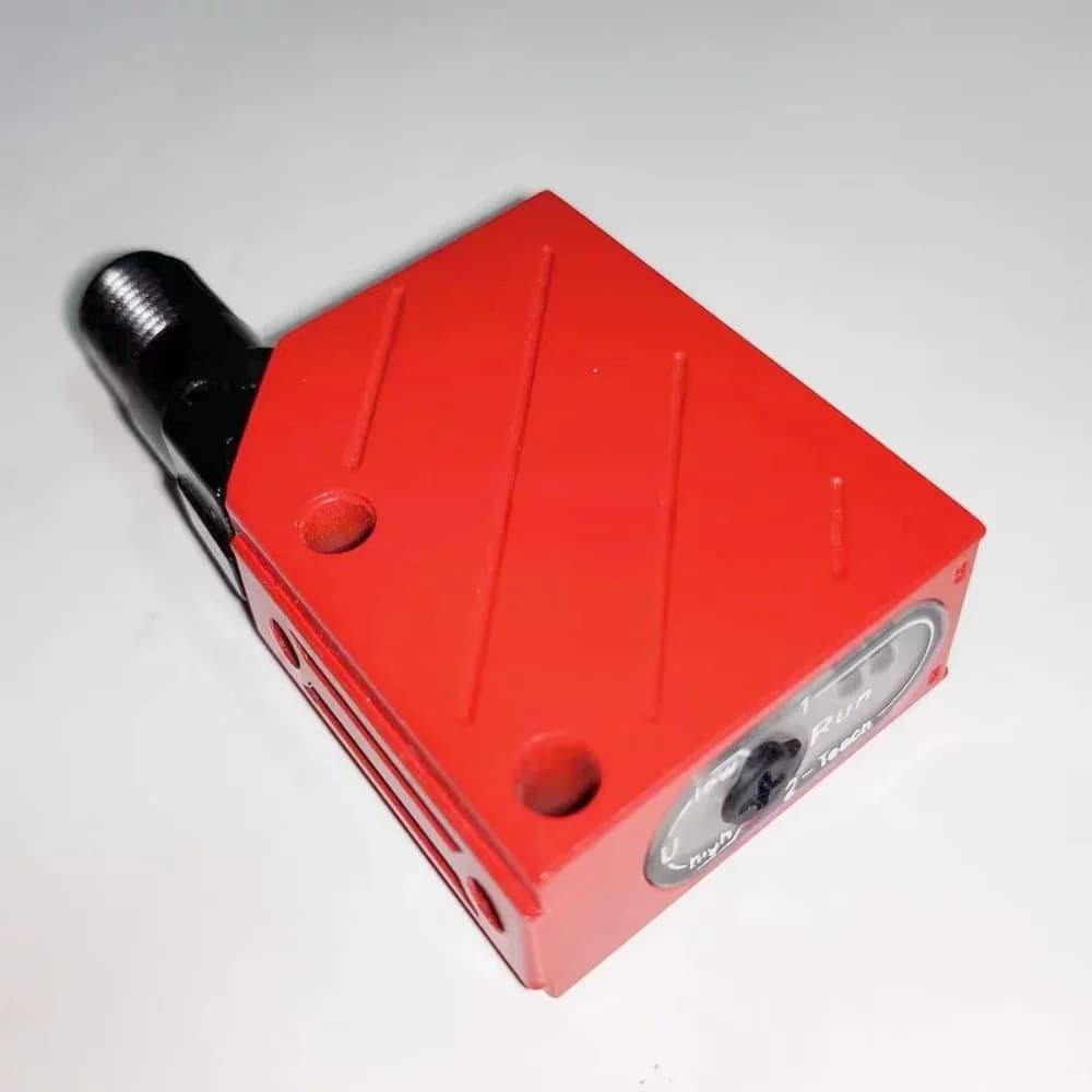 Best sell High Quality LEUZE 5 -pin ODSL 8/V66-45-S12 Optical Distance Sensor With High Precision