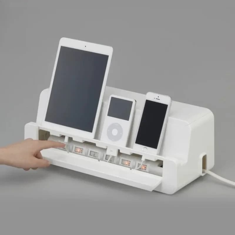 Power cord, wire storage box, plug-in board, desktop shielding artifact, data cable, hub box, socket, cable manager.