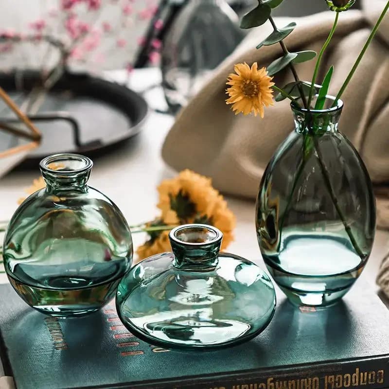 3-Piece Light Luxury Mini Glass Vase Set - Transparent Design for Fresh Flowers, Home Living Room Desktop Decorative Craft Ornam