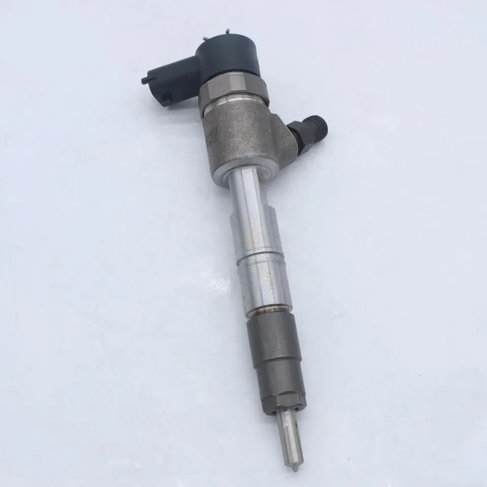 Diesels EFIs injectors for Jianglings Shundas Quanshuns Baodians Jianghuais Yunneis Jiefangs J6 injectors assemblys