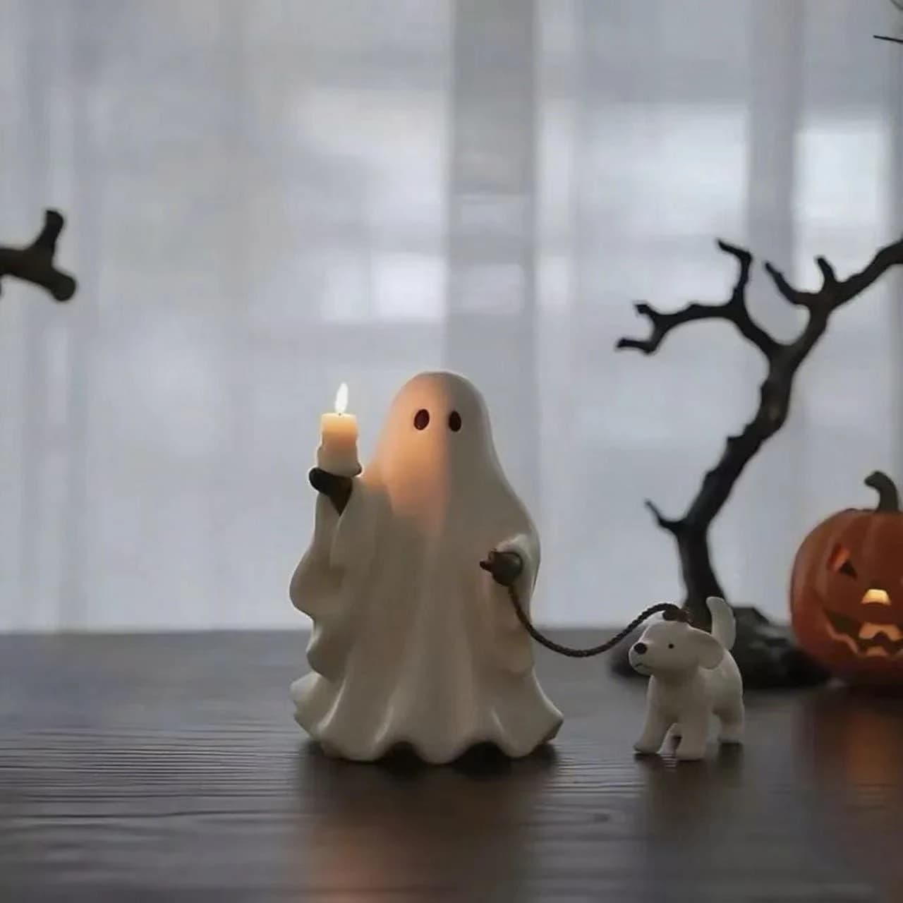 Creative Handcrafted Dog-Walking Ghost Halloween Decorations, Holiday Party Scenes, Table Decorations, and Garden Decor