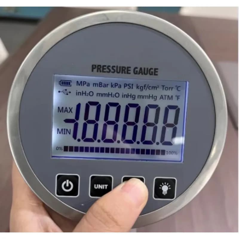 Water Digital Pressure Gauge (0-10000psi): Equipped with LCD Display