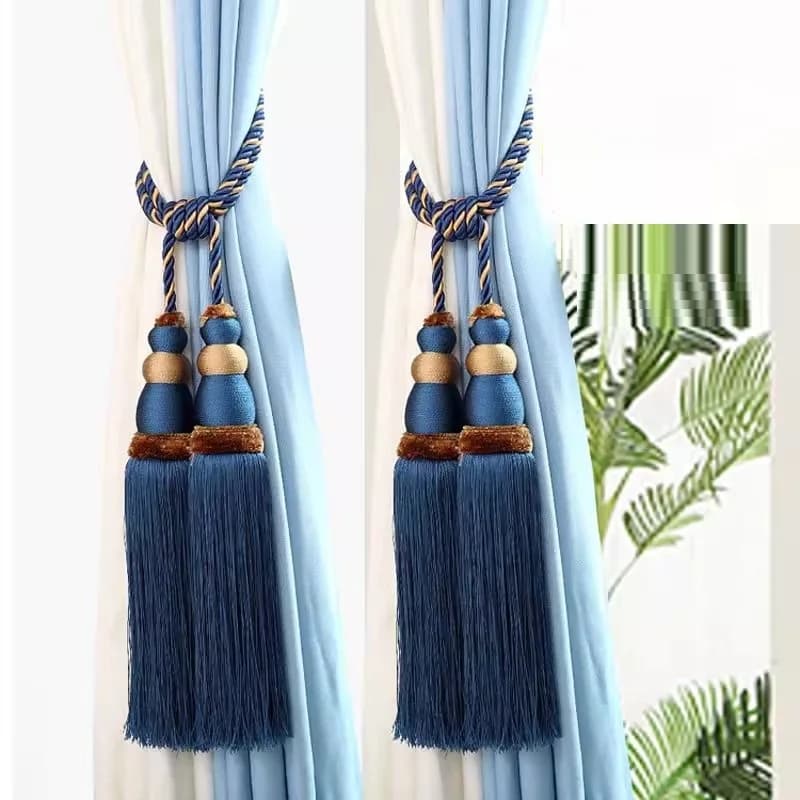 4 balls, 1 pair of European style lace curtain hooks, ball ties, tassel balls, simple modern zip ties, hooks, and tying ropes