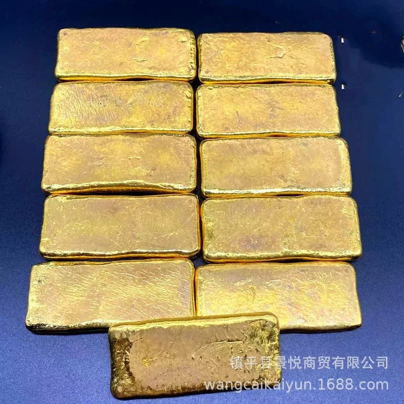 Antique miscellaneous items, pure copper gilded gold ingots, gold bars, gold cakes, gold ingots, home decoration gifts, ornament