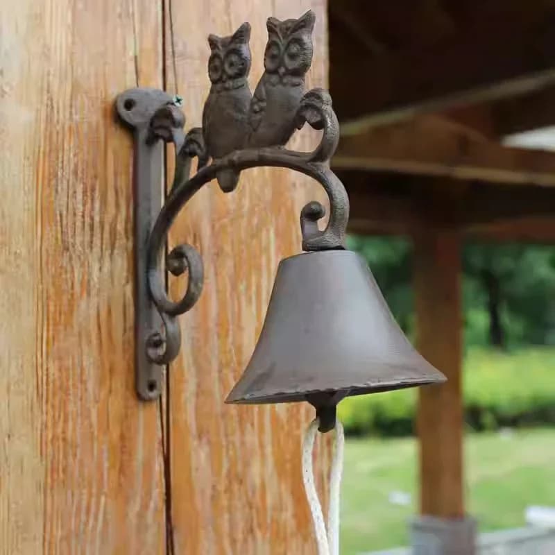 Cast Iron Owl Door Bell Manual Doorbell Vintage Door Decoration Bell Hanging Wall Ornaments Garden Home Wall Decor Double Owls