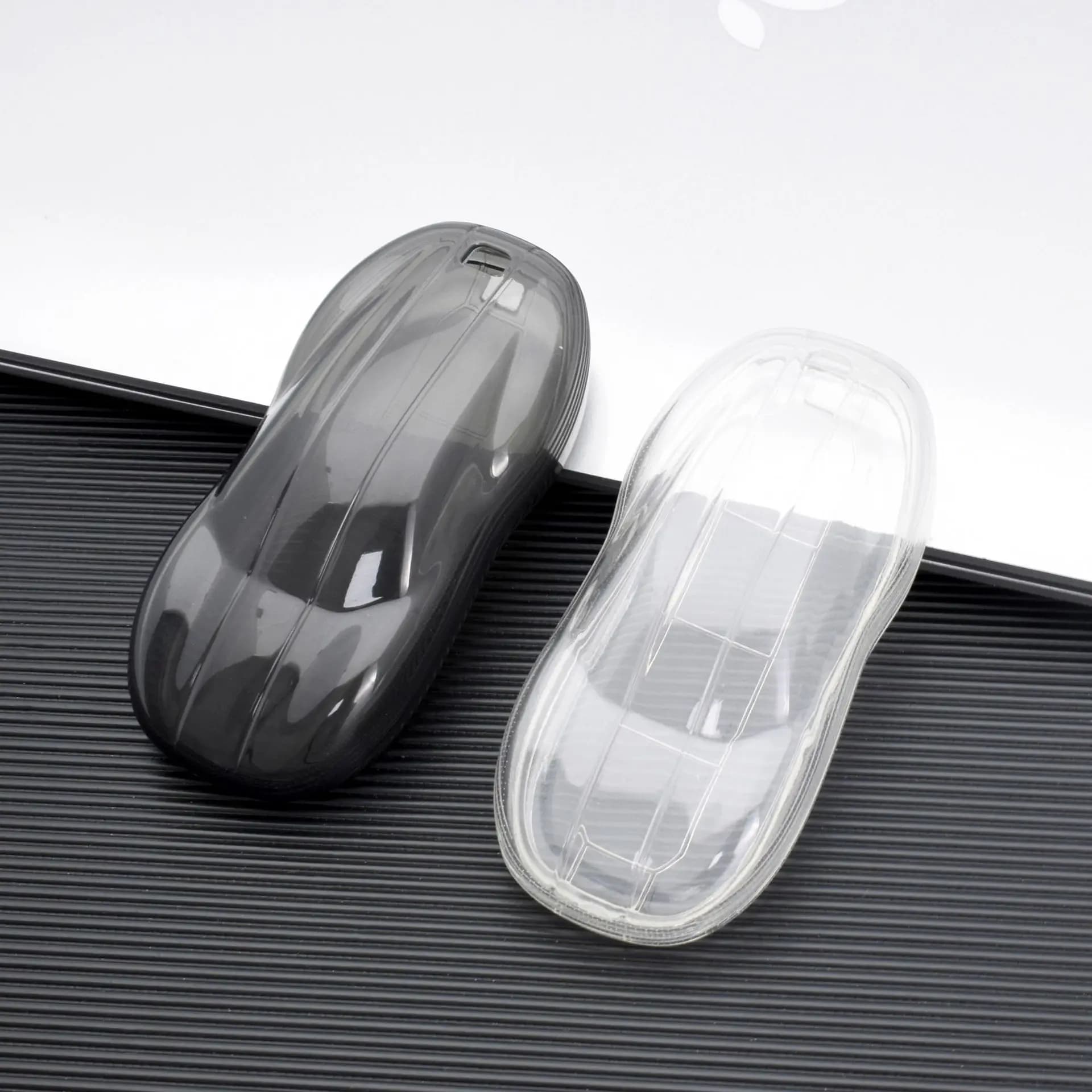for Applicable to Xiaomi Su7 car key cover TPU high transparency anti-fall key bag new Yu7 transparent key case anti-fall