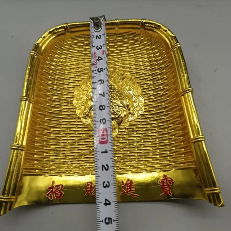 Gold dustpan for attracting wealth and treasures, alloy ornament for new home use, indoor living room decoration, symbolizing ab