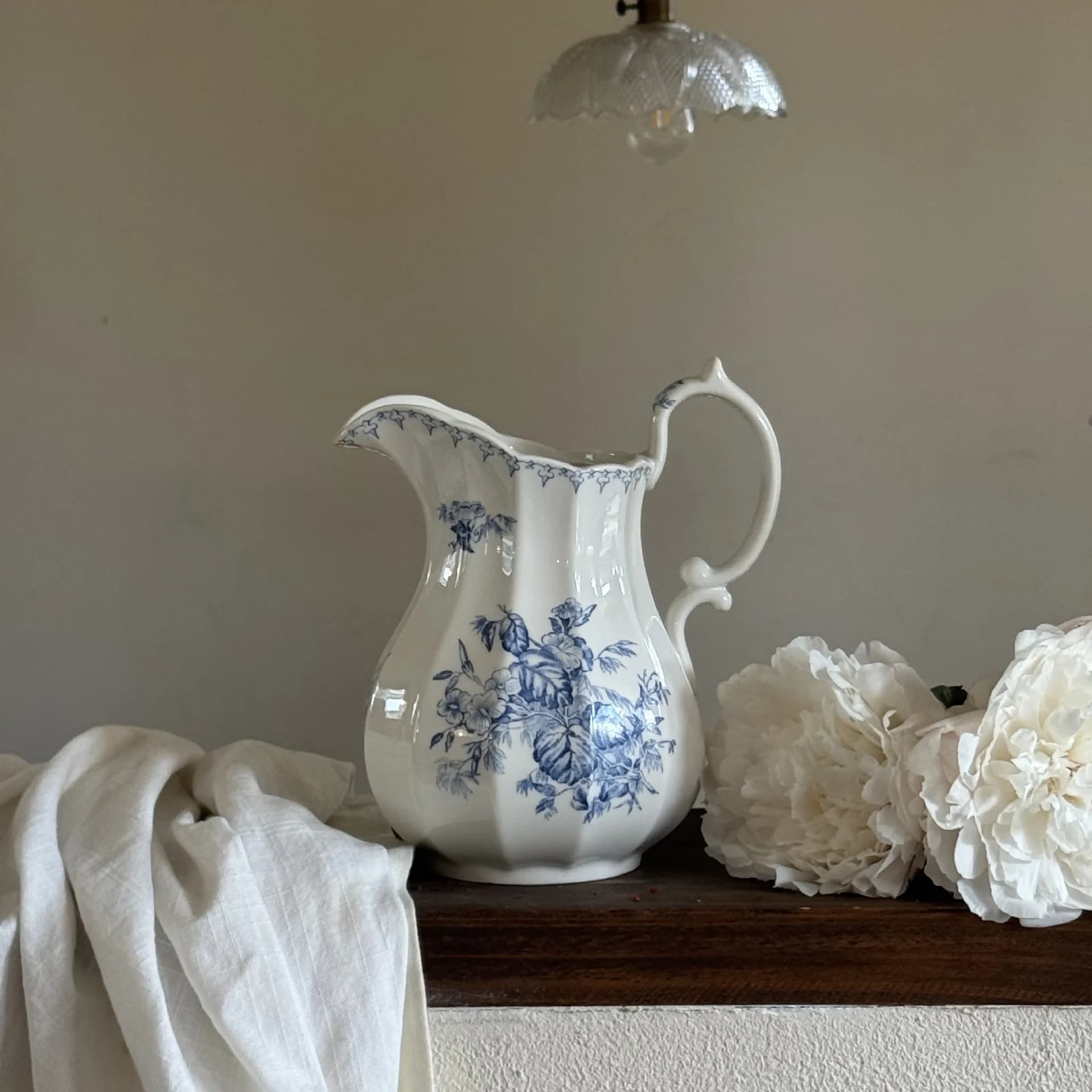 French Vintage Ceramic Vase Living Room Flower Arrangement Desktop Ornaments Entryway Decorative Vase