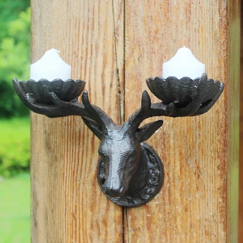 European Iron Candlestick Vintage Cast Iron Wall Mounted Candle Holder Hollow Iron Candle Stand Romantic Garden Decoration