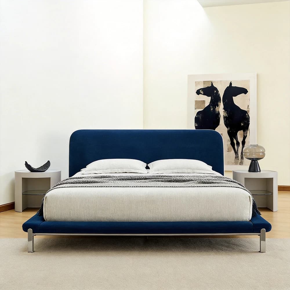 #Modern Hotel Apartment Villa Bedroom Furniture Set Upholstered Bed Frame And Nightstands