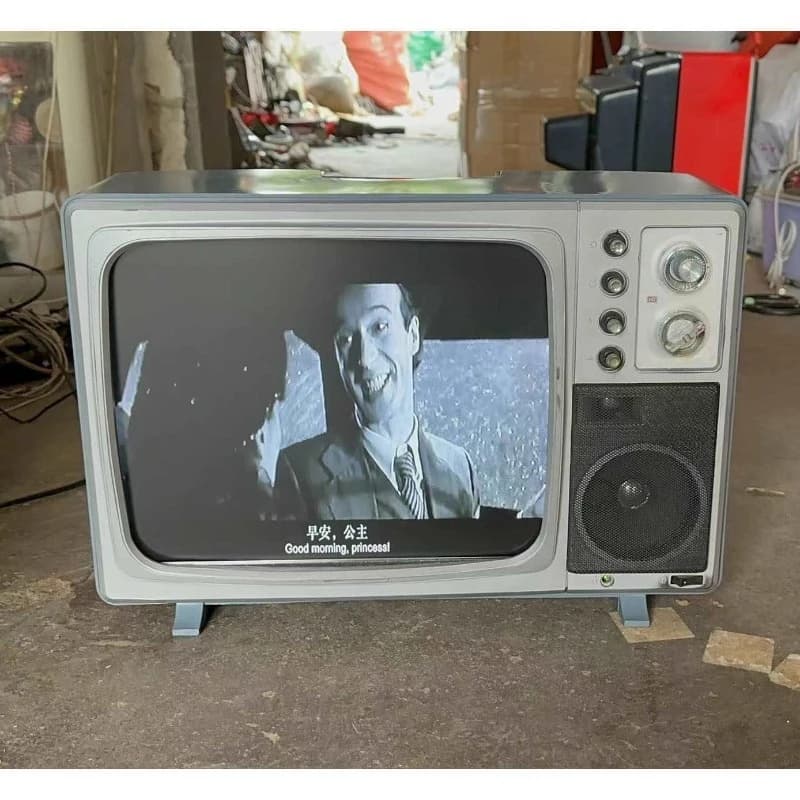 Can Play Old-fashioned Black and White TV, Retro Nostalgic Film and Television Props, Ornaments, Old Objects