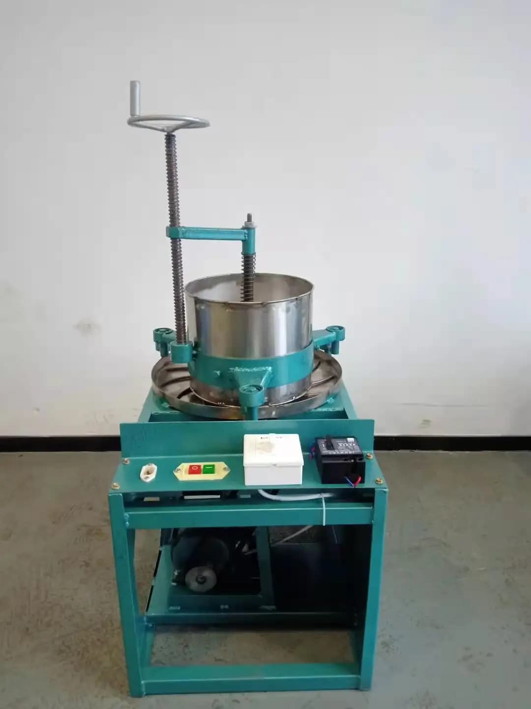 Automatic Fresh Oolong Tea Leaf Rubbing Machine/green Tea Roller/black Tea Rolling Kneading Machine