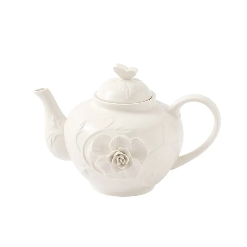Embossed French Hand Kneaded Flower Ceramic Coffee Cups and Saucers Set English Afternoon Tea Vintage Tableware Tea Cup